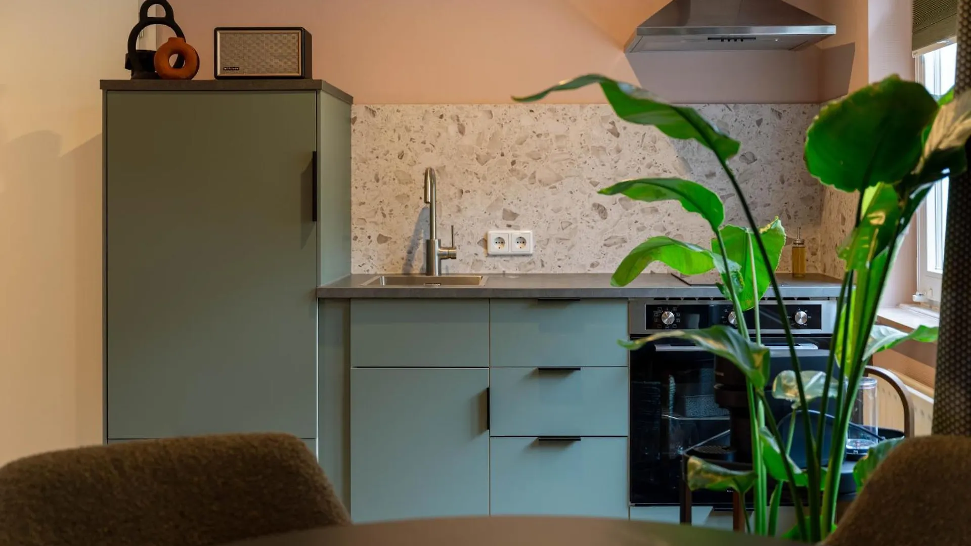 Little Jack Boutique Studios Valkenburg aan de Geul 0*,