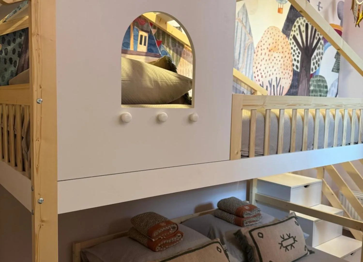 Little Jack Boutique Studios Valkenburg aan de Geul 0*,  Holandia